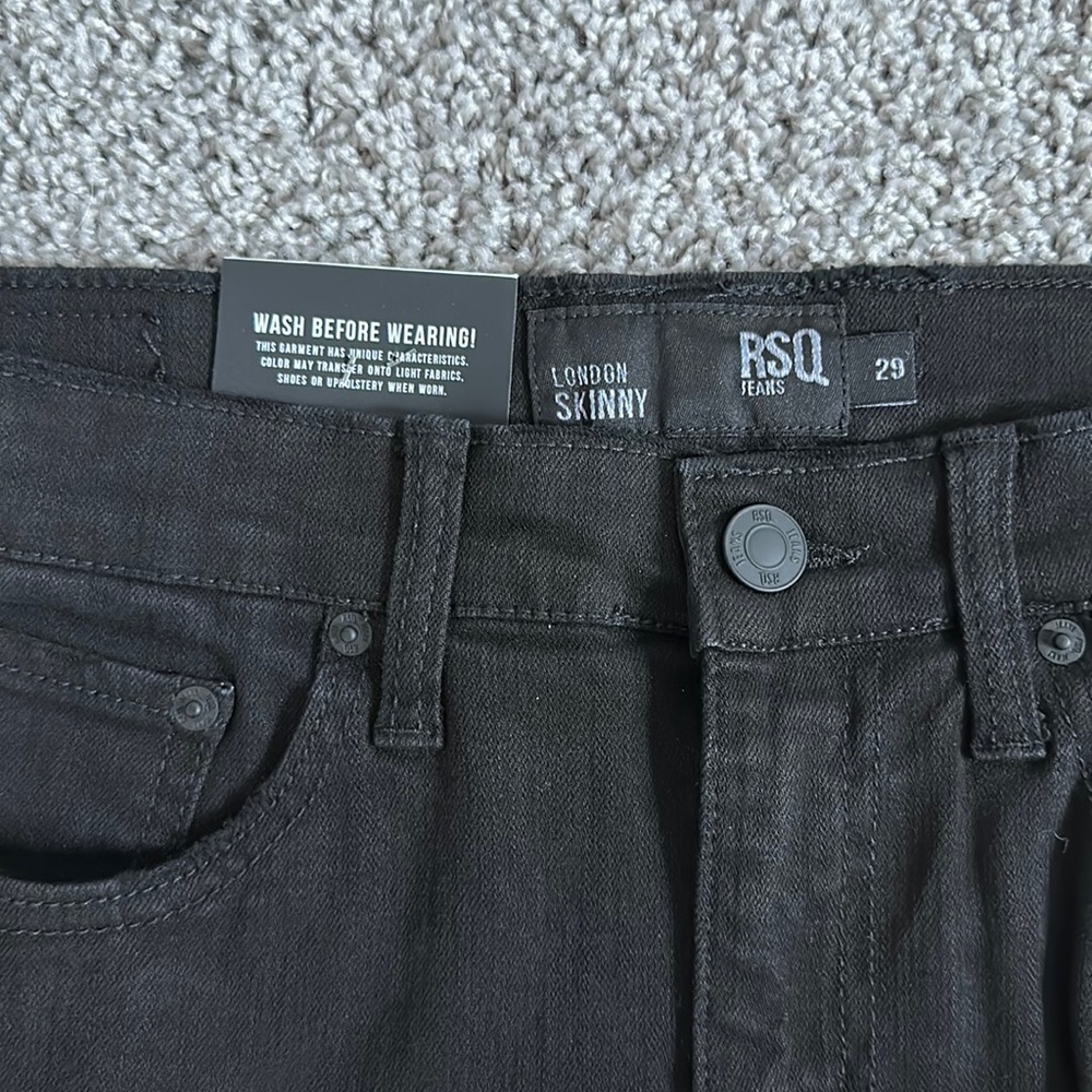Men’s shorts - Picture 3 of 4